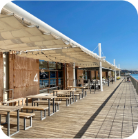 写真：カフェテラス